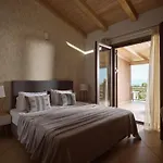 Merovigli - Sea Views & Private Pool, Ideal For Large Groups, By Zantewize 别墅