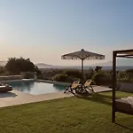 Merovigli - Sea Views & Private Pool, Ideal For Large Groups, By Zantewize 别墅 *