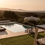 别墅 Merovigli - Sea Views & Private Pool, Ideal For Large Groups, By Zantewize