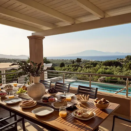 Merovigli - Sea Views & Private Pool, Ideal For Large Groups, By Zantewize Vilă