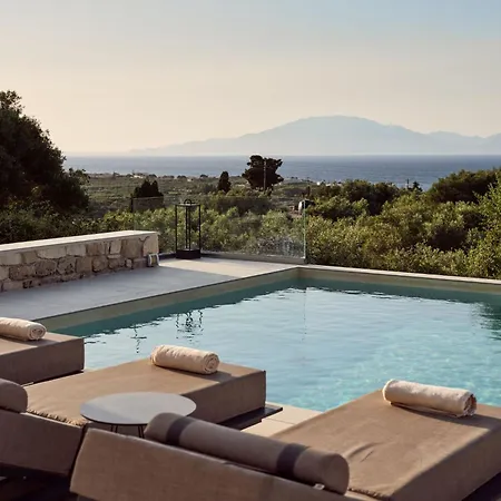 Merovigli - Sea Views & Private Pool, Ideal For Large Groups, By Zantewize Willa Tragaki