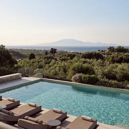 Merovigli - Sea Views & Private Pool, Ideal For Large Groups, By Zantewize Willa