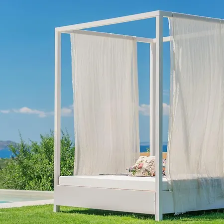 Merovigli - Sea Views & Private Pool, Ideal For Large Groups, By Zantewize Villa *