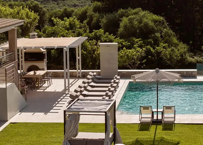 Merovigli - Sea Views & Private Pool, Ideal For Large Groups, By Zantewize Villa *