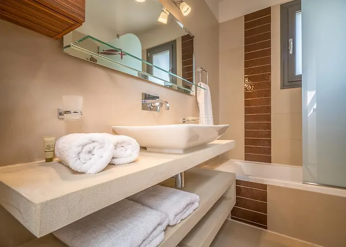 Merovigli - Sea Views & Private Pool, Ideal For Large Groups, By Zantewize Villa