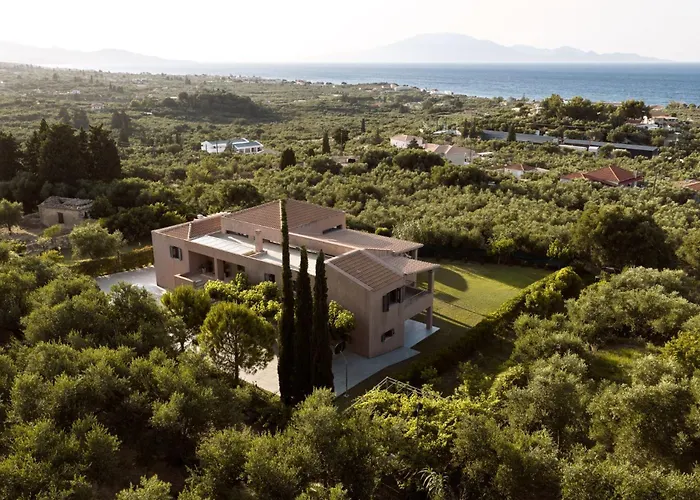 Merovigli - Sea Views & Private Pool, Ideal For Large Groups, By Zantewize